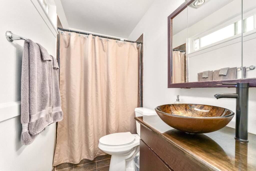 Palm Vista Retreat *Hot Tub/Cowboy Pool/Hammocks* Villa Joshua Tree Bagian luar foto