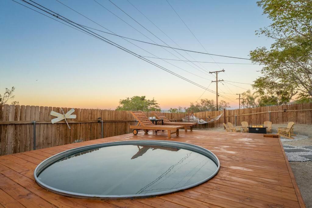 Palm Vista Retreat *Hot Tub/Cowboy Pool/Hammocks* Villa Joshua Tree Bagian luar foto