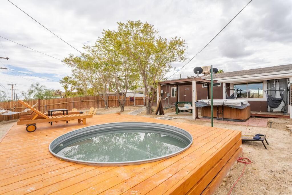 Palm Vista Retreat *Hot Tub/Cowboy Pool/Hammocks* Villa Joshua Tree Bagian luar foto